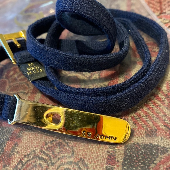 NWT Navy Elastic belt size M